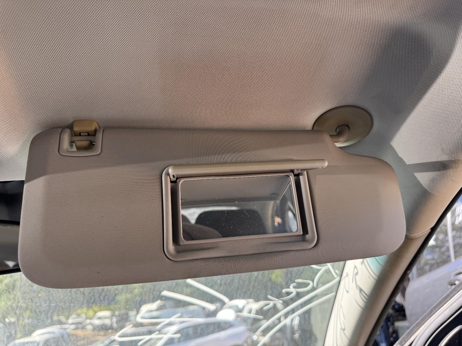 View HOLDEN CRUZE 2010 4 Door Sedan Breaking