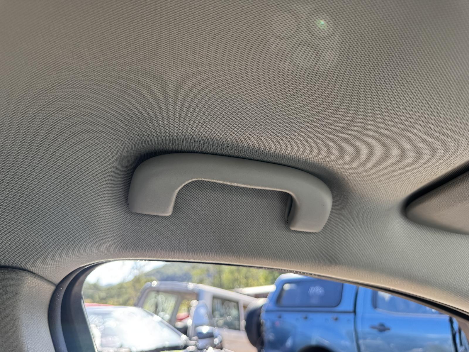 View HOLDEN CRUZE 2010 4 Door Sedan Breaking