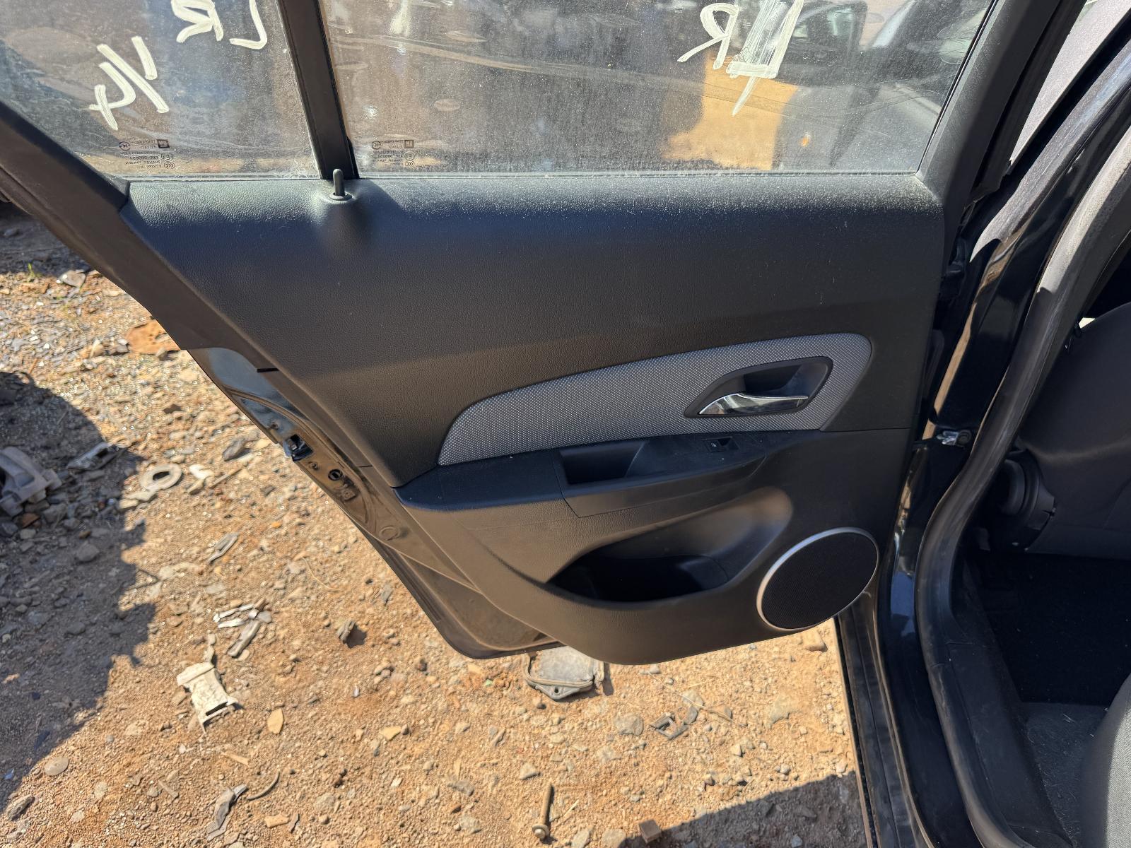 View HOLDEN CRUZE 2010 4 Door Sedan Breaking