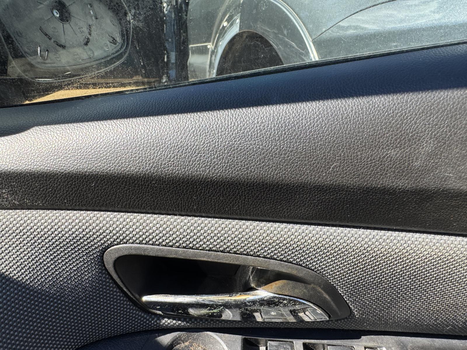 View HOLDEN CRUZE 2010 4 Door Sedan Breaking