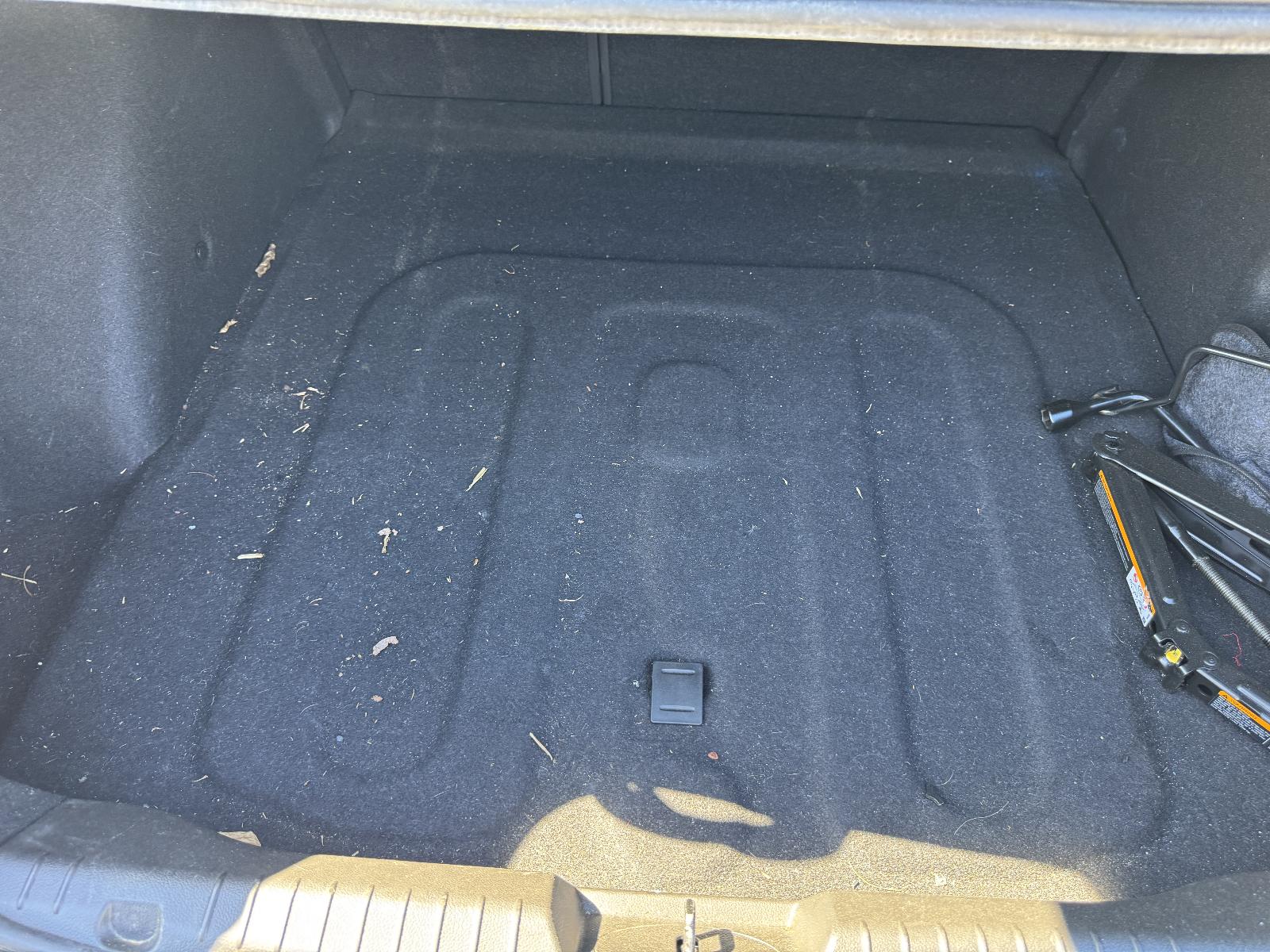 View HOLDEN CRUZE 2010 4 Door Sedan Breaking