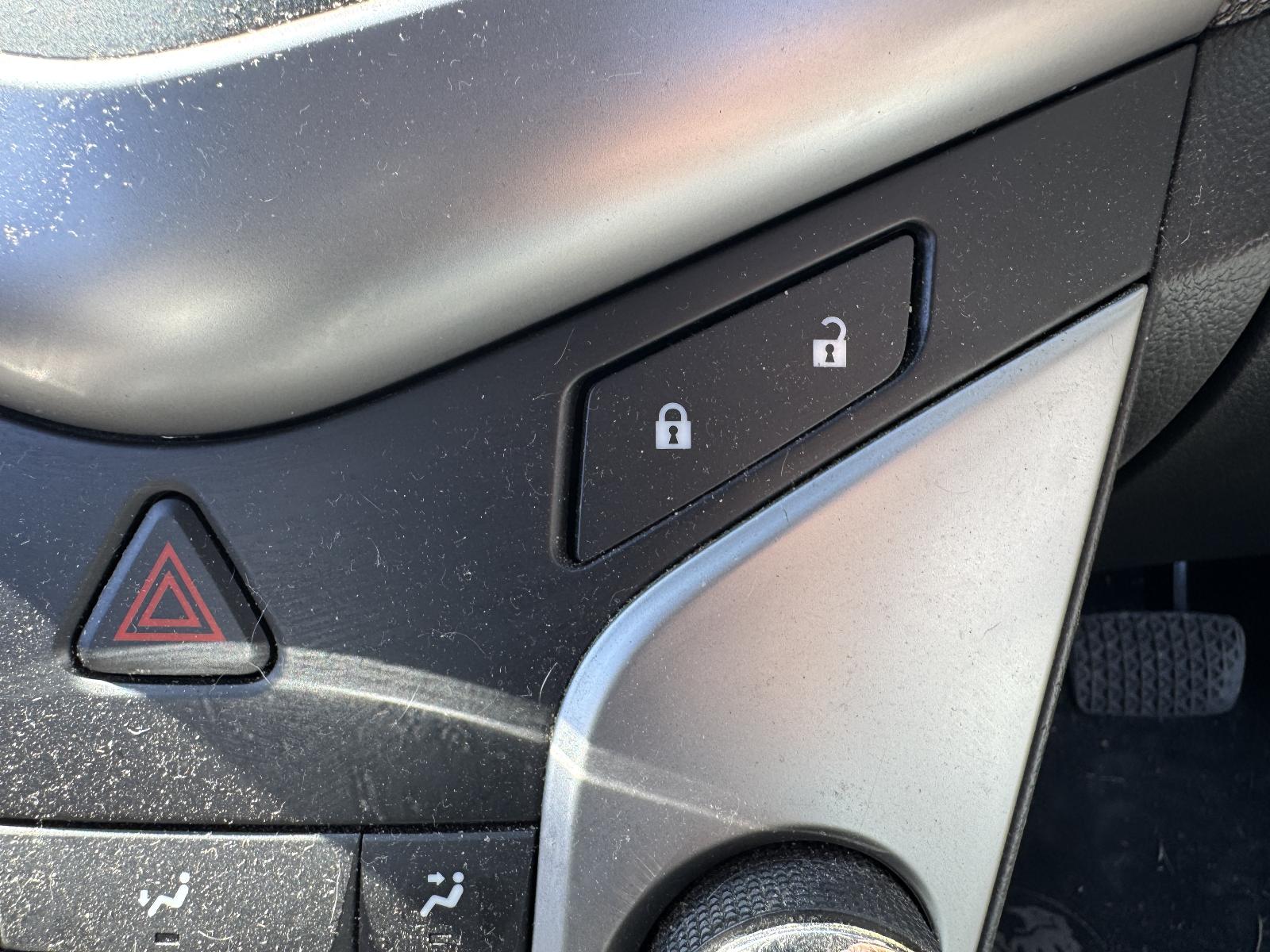 View HOLDEN CRUZE 2010 4 Door Sedan Breaking