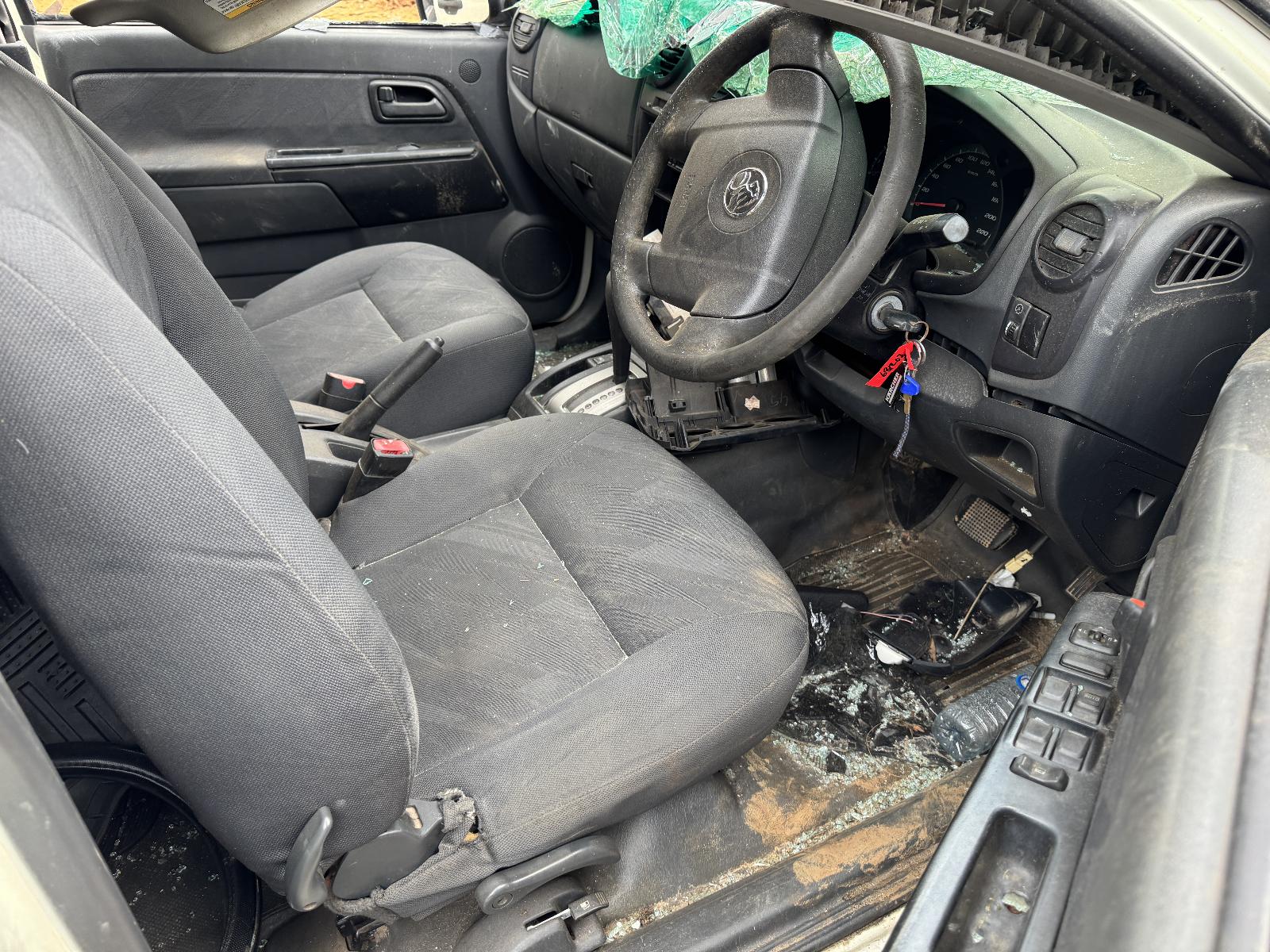 View HOLDEN COLORADO 2009 4 Door Pickup Breaking