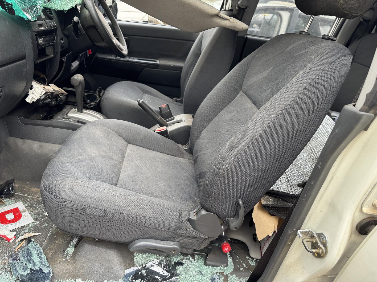 View HOLDEN COLORADO 2009 4 Door Pickup Breaking