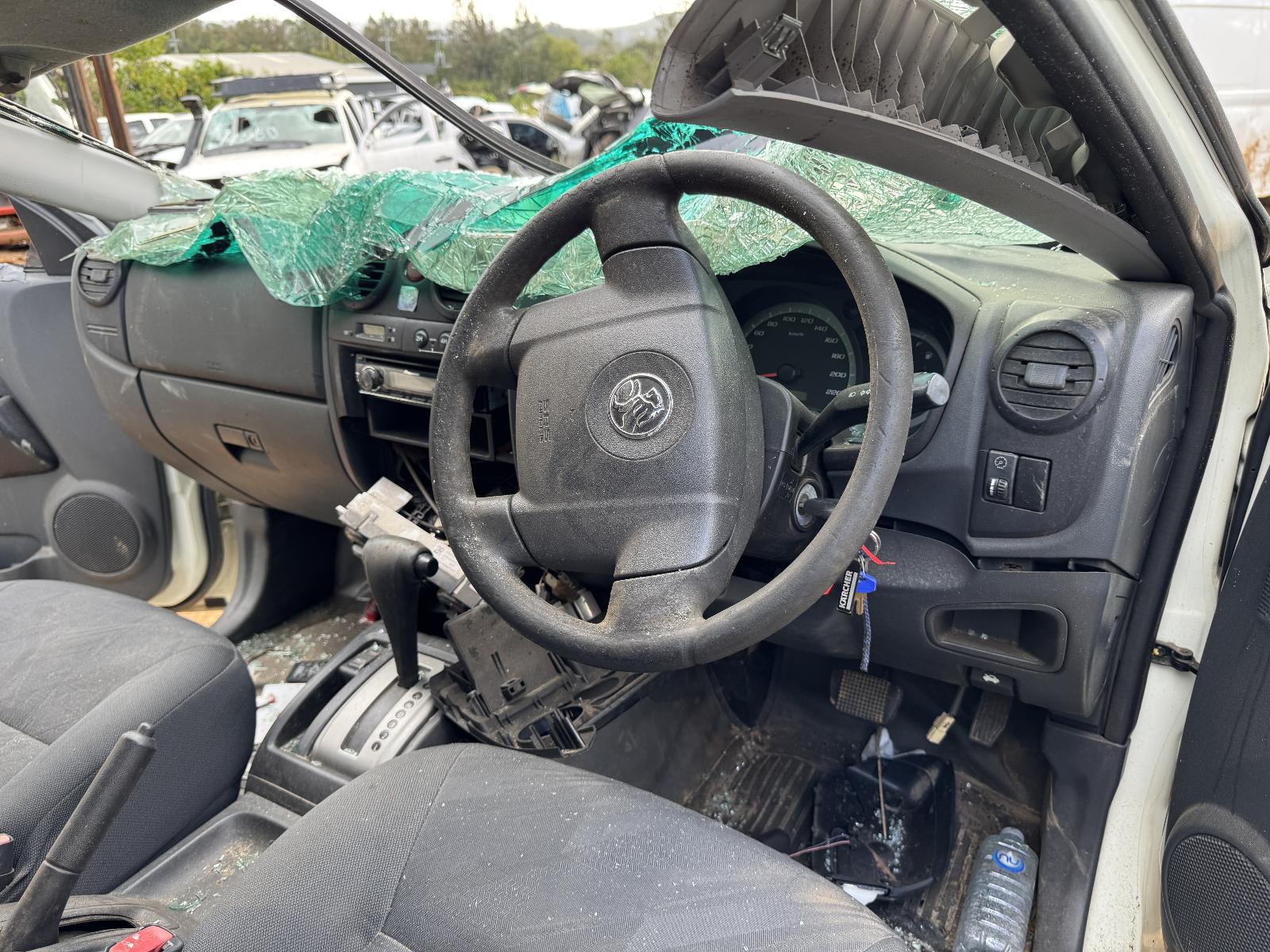 View HOLDEN COLORADO 2009 4 Door Pickup Breaking
