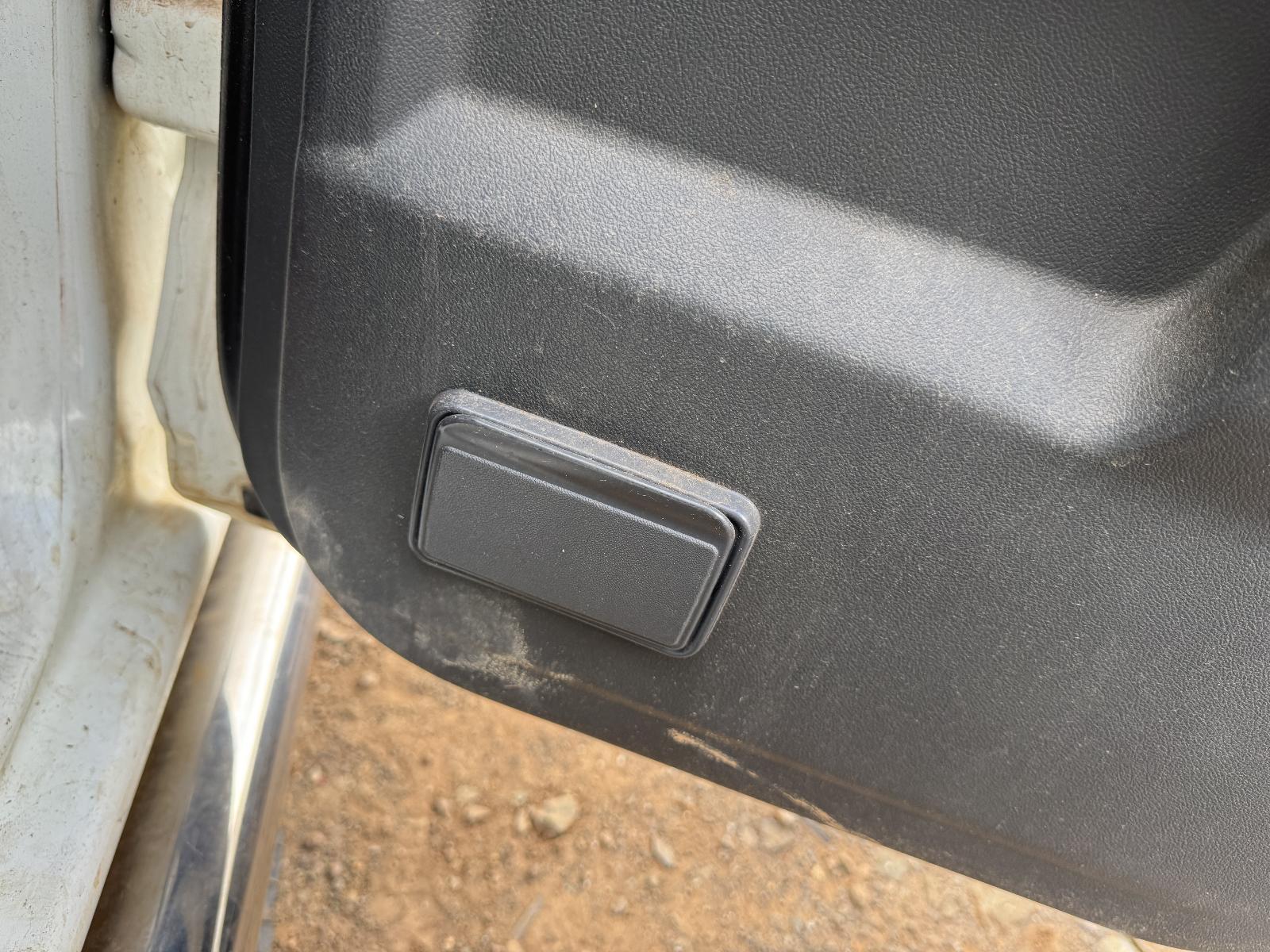 View HOLDEN COLORADO 2009 4 Door Pickup Breaking