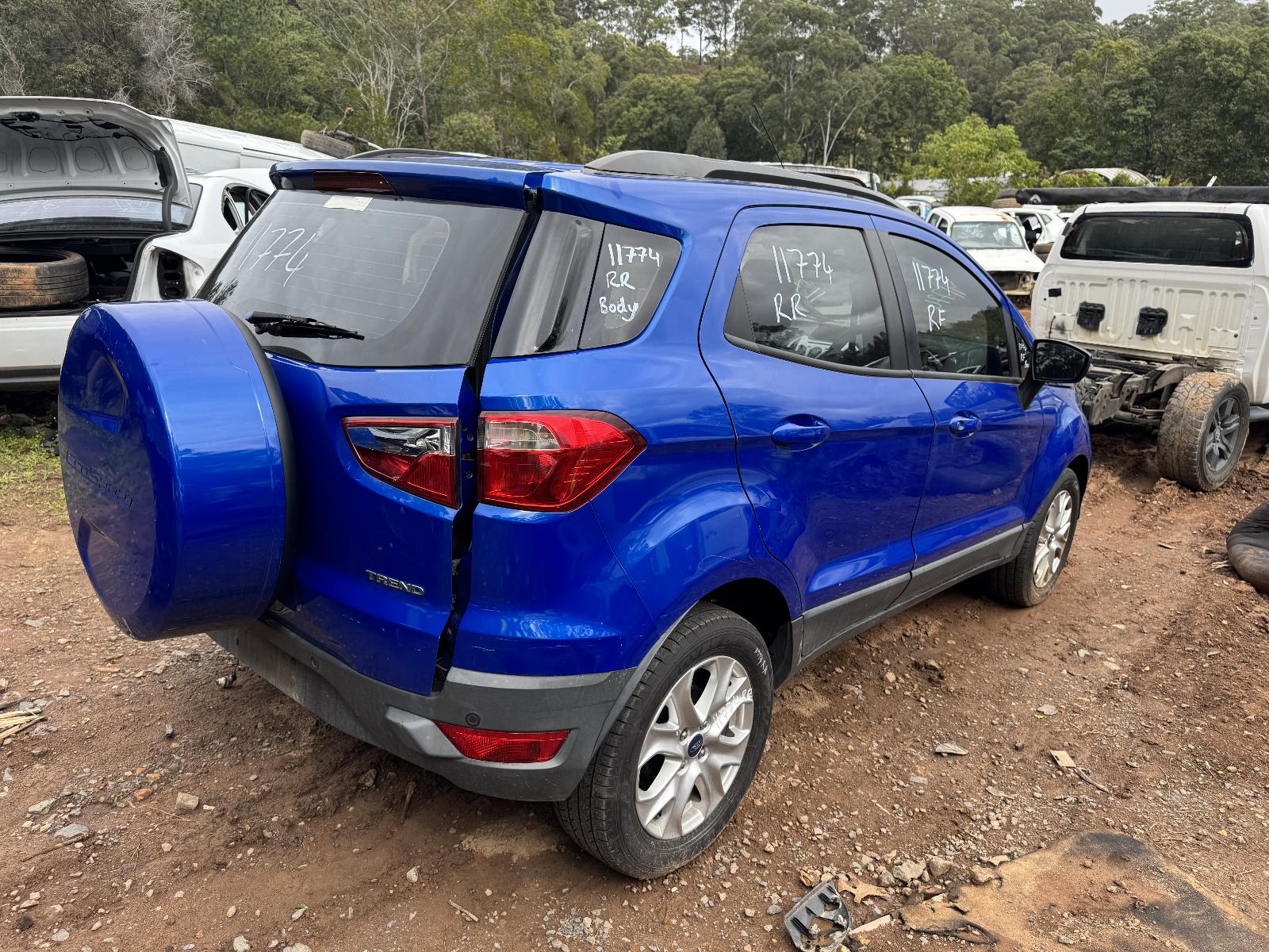 View FORD ECOSPORT 2015 5 Door Station Wagon Breaking