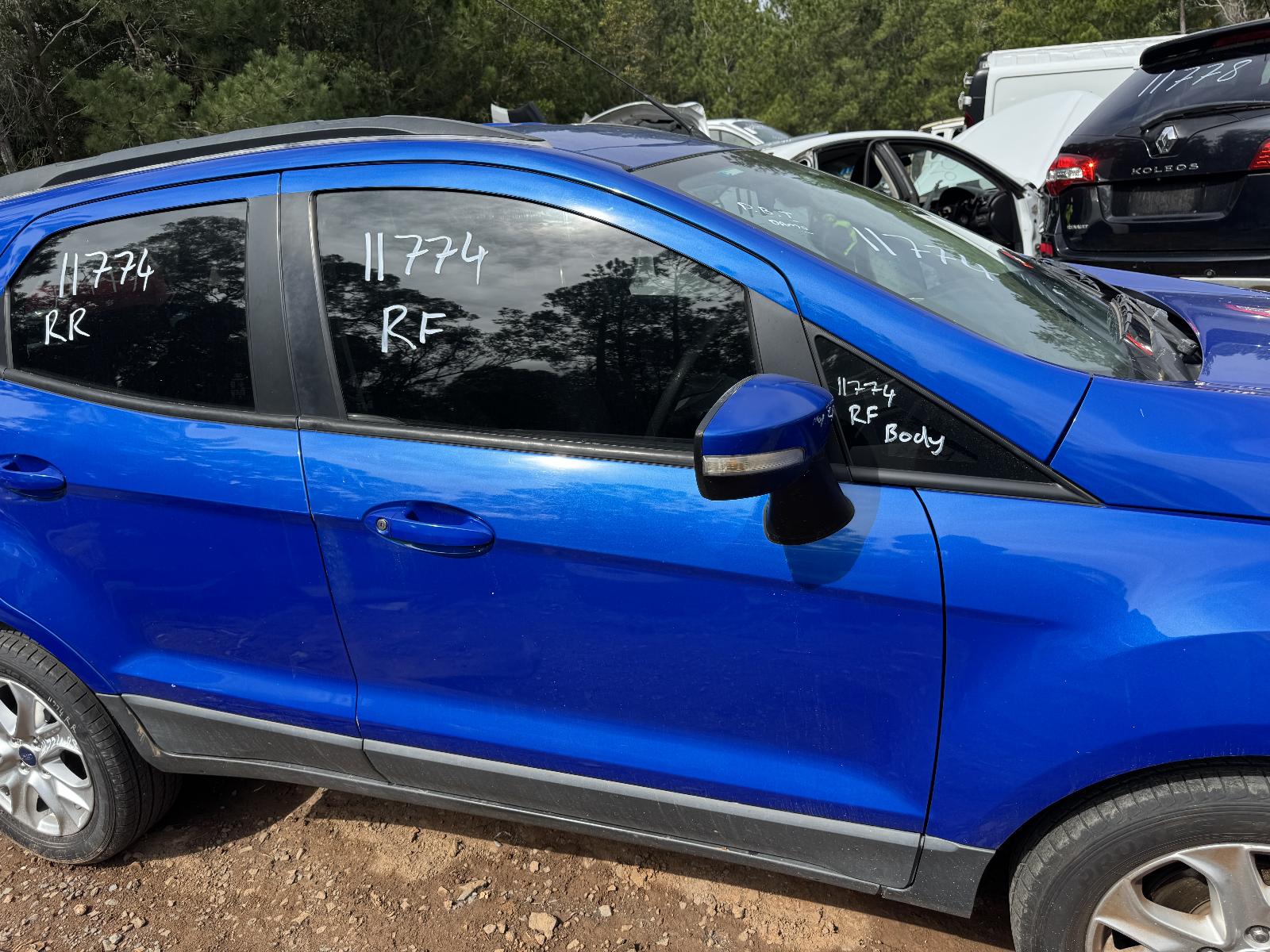View FORD ECOSPORT 2015 5 Door Station Wagon Breaking