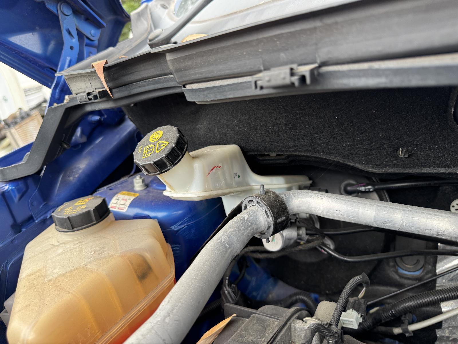 View FORD ECOSPORT 2015 5 Door Station Wagon Breaking