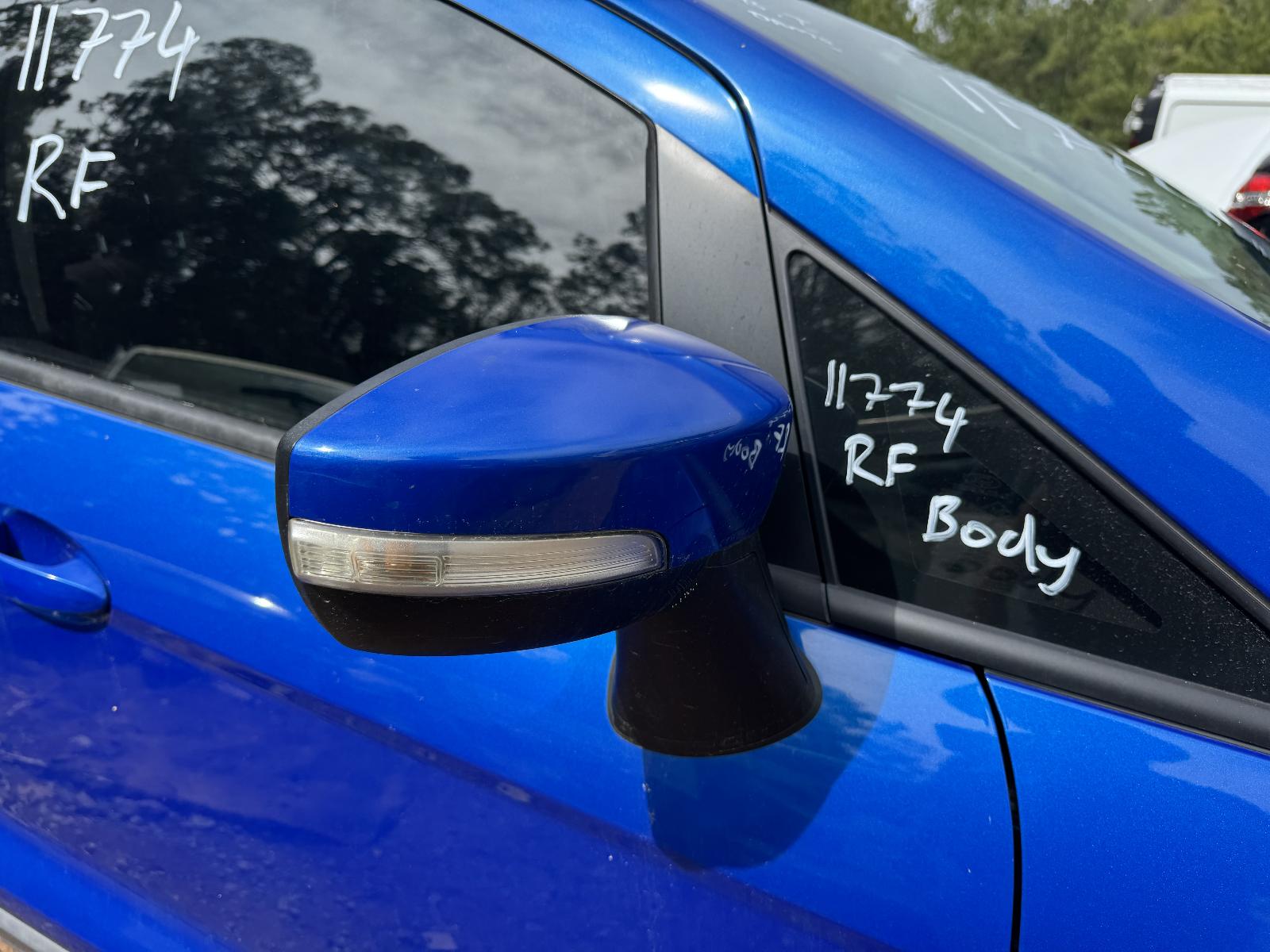View FORD ECOSPORT 2015 5 Door Station Wagon Breaking
