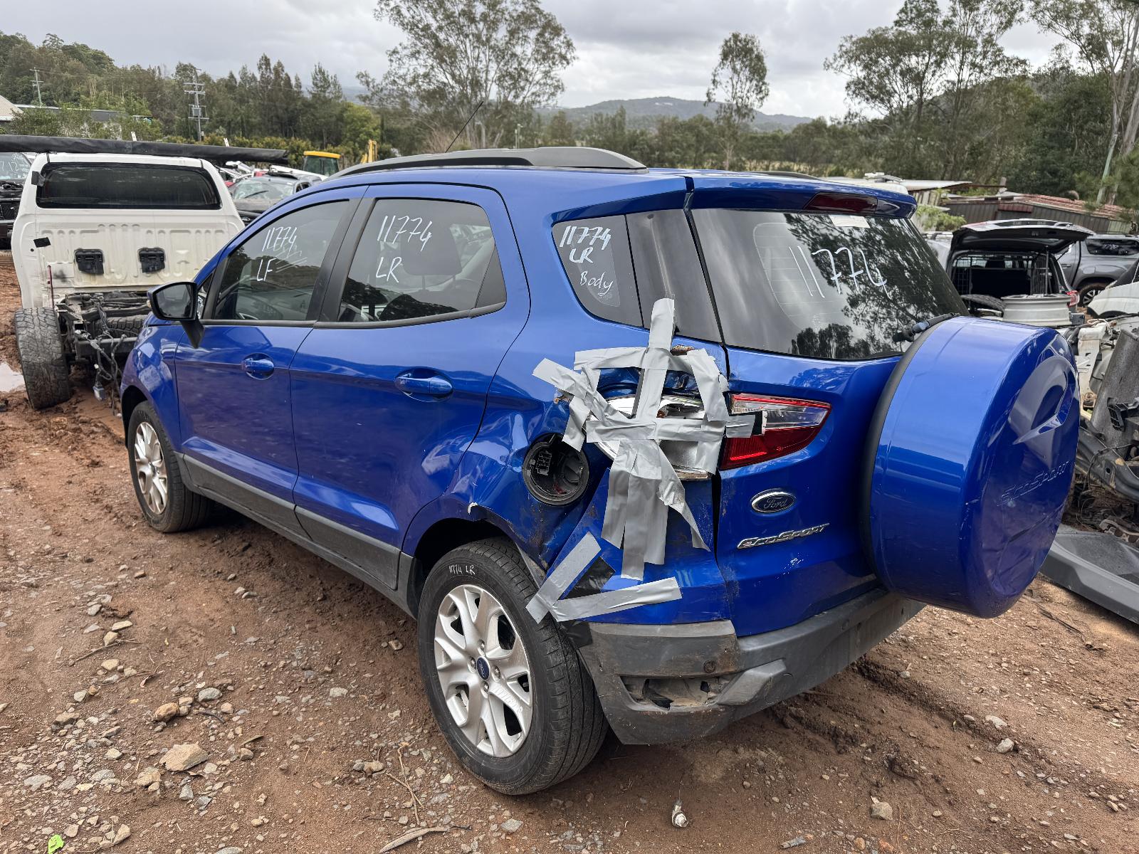 View FORD ECOSPORT 2015 5 Door Station Wagon Breaking