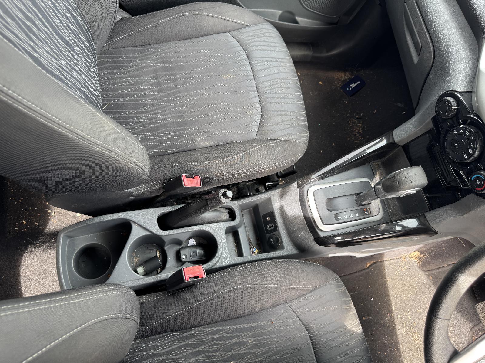 View FORD ECOSPORT 2015 5 Door Station Wagon Breaking
