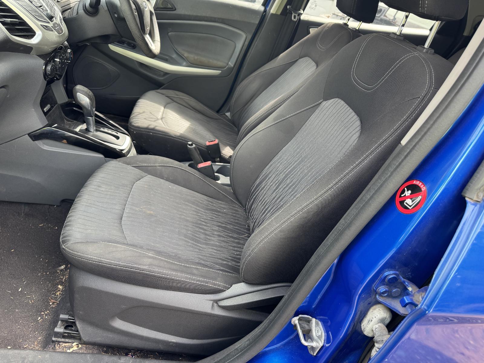 View FORD ECOSPORT 2015 5 Door Station Wagon Breaking