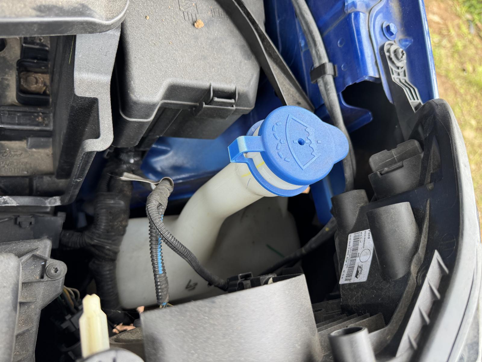 View FORD ECOSPORT 2015 5 Door Station Wagon Breaking