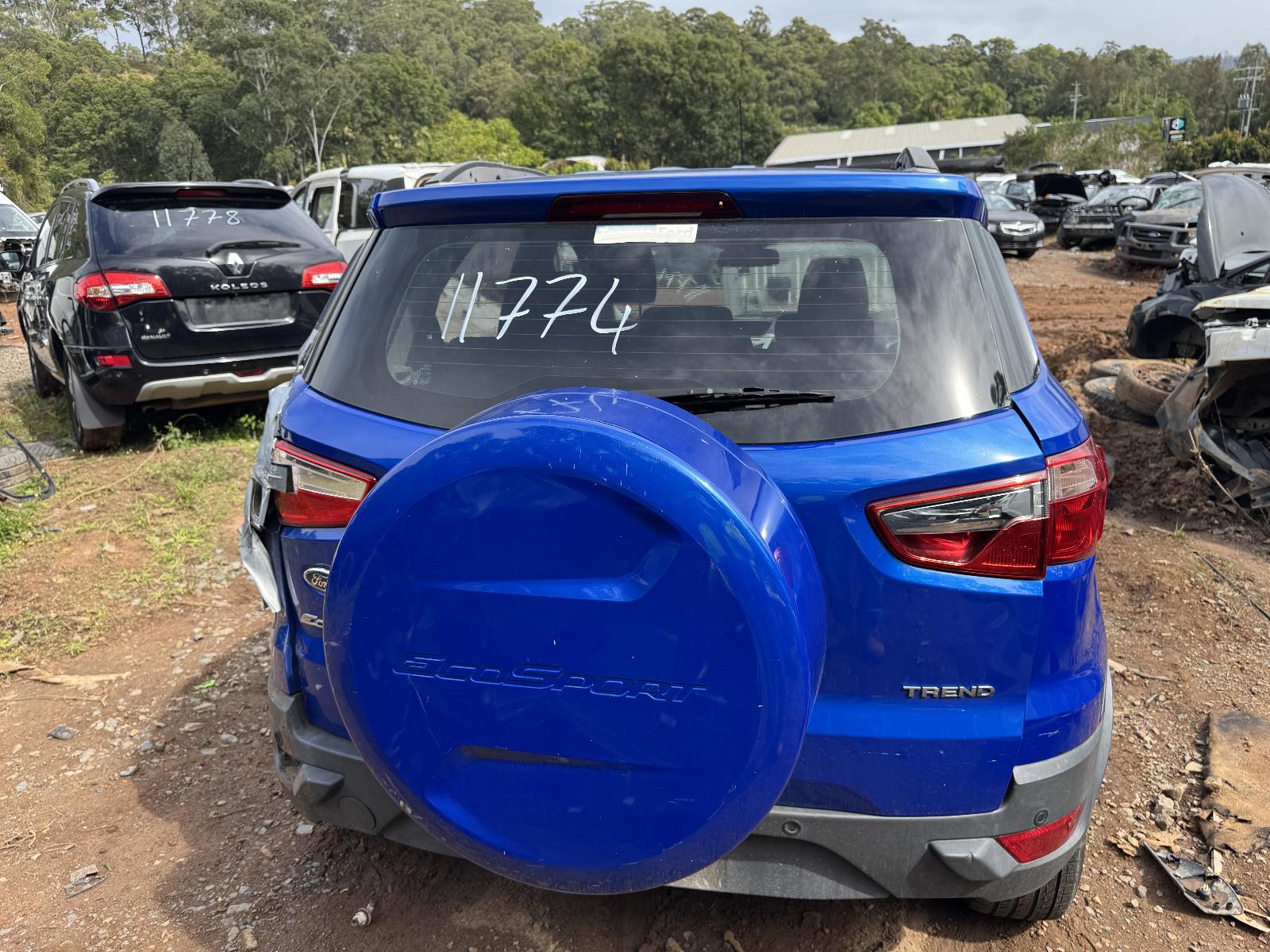View FORD ECOSPORT 2015 5 Door Station Wagon Breaking