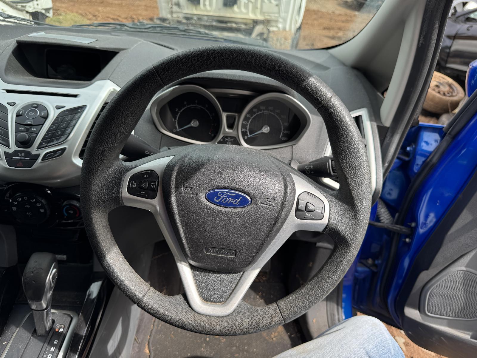 View FORD ECOSPORT 2015 5 Door Station Wagon Breaking