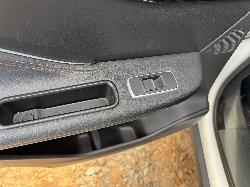 View JAGUAR F PACE 2016 5 Door Station Wagon Breaking