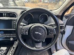 View JAGUAR F PACE 2016 5 Door Station Wagon Breaking