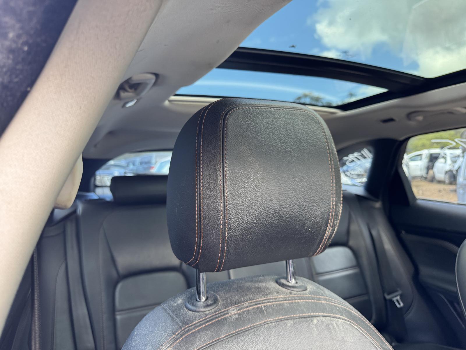View JAGUAR F PACE 2016 5 Door Station Wagon Breaking
