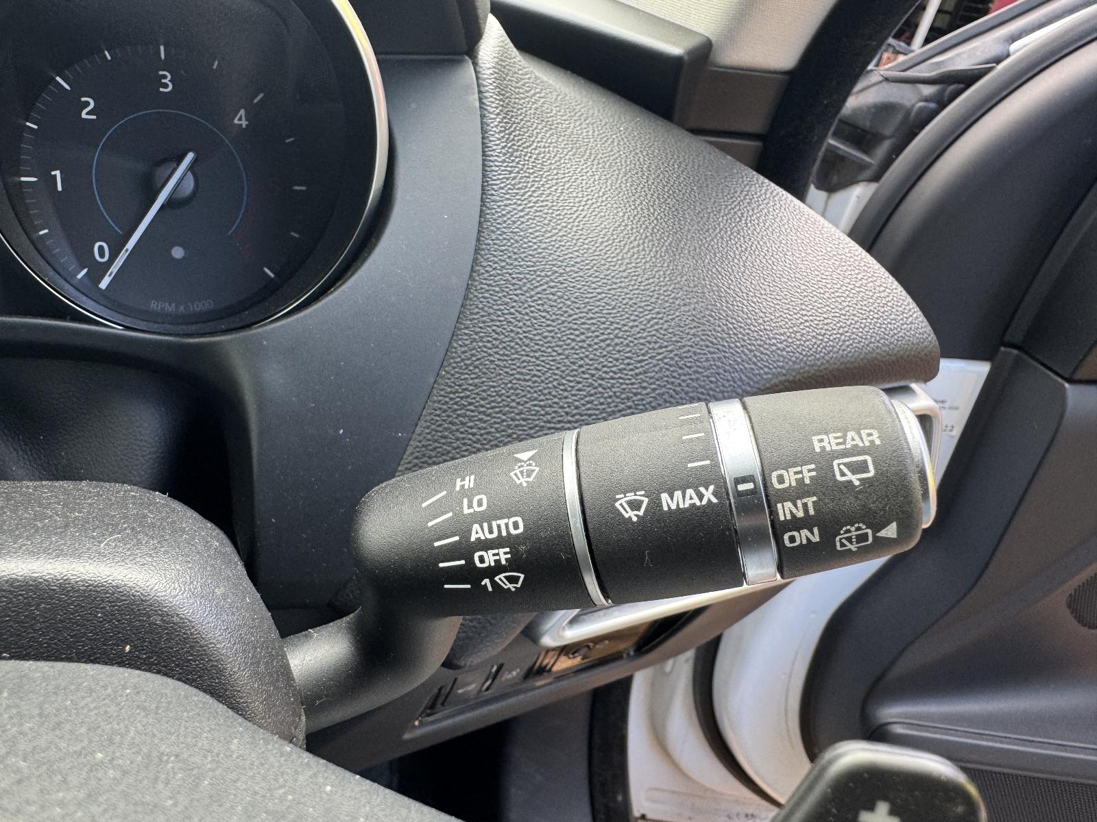 View JAGUAR F PACE 2016 5 Door Station Wagon Breaking