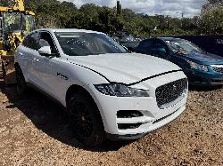 View JAGUAR F PACE 2016 5 Door Station Wagon Breaking
