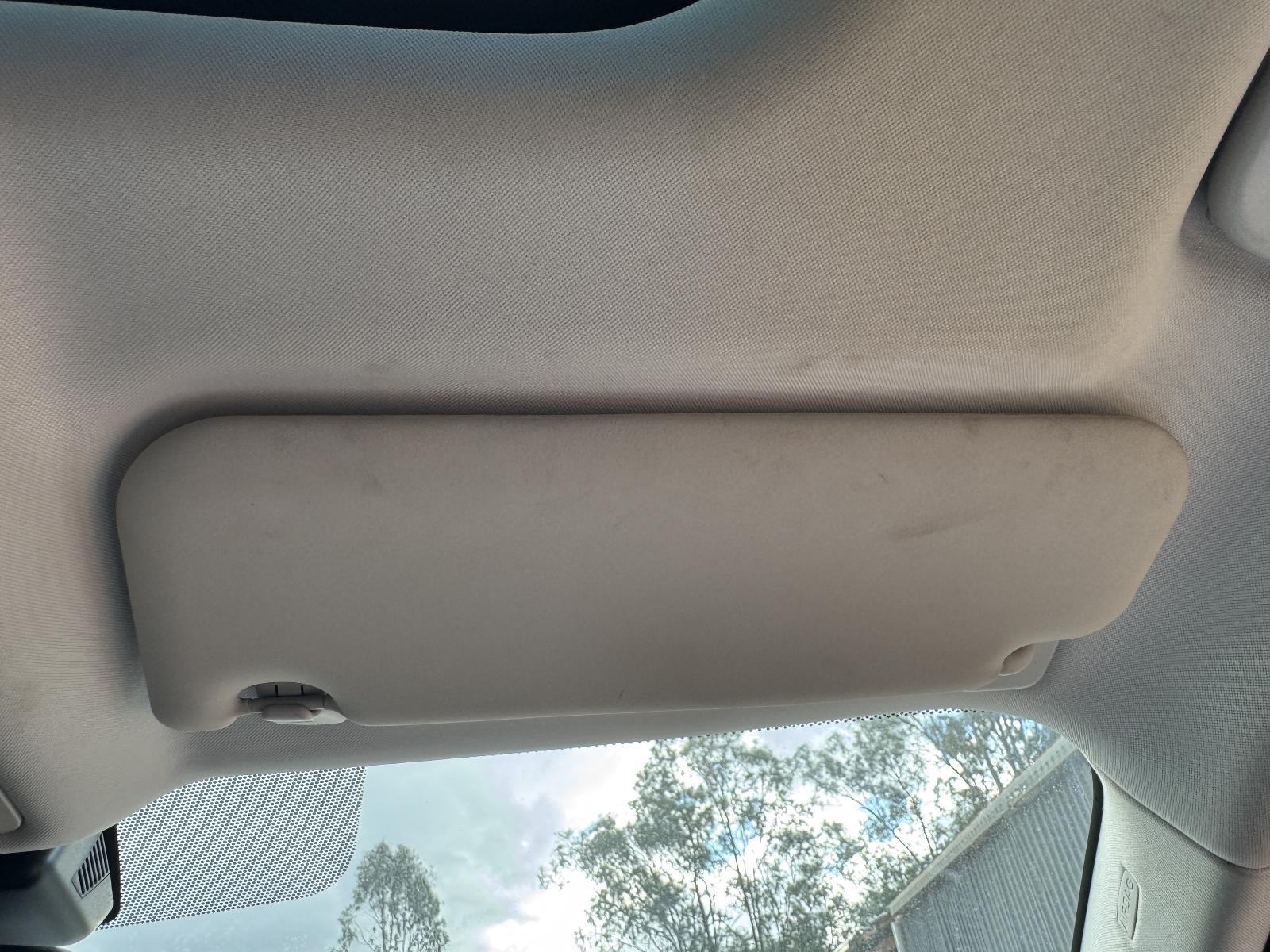 View JAGUAR F PACE 2016 5 Door Station Wagon Breaking