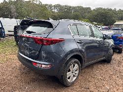View KIA SPORTAGE 2017 5 Door Station Wagon Breaking