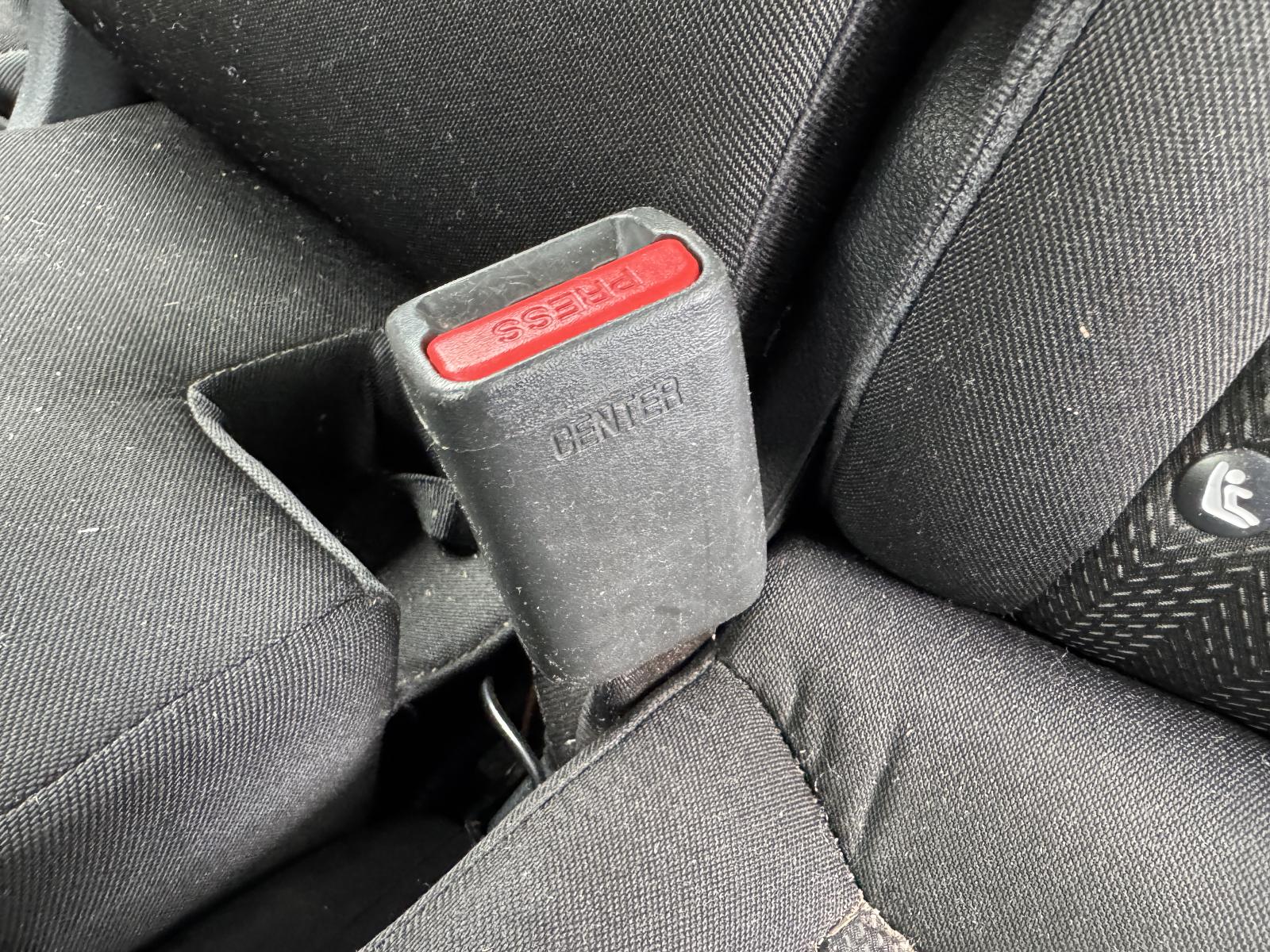 View KIA SPORTAGE 2017 5 Door Station Wagon Breaking