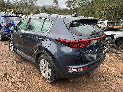 View KIA SPORTAGE 2017 5 Door Station Wagon Breaking