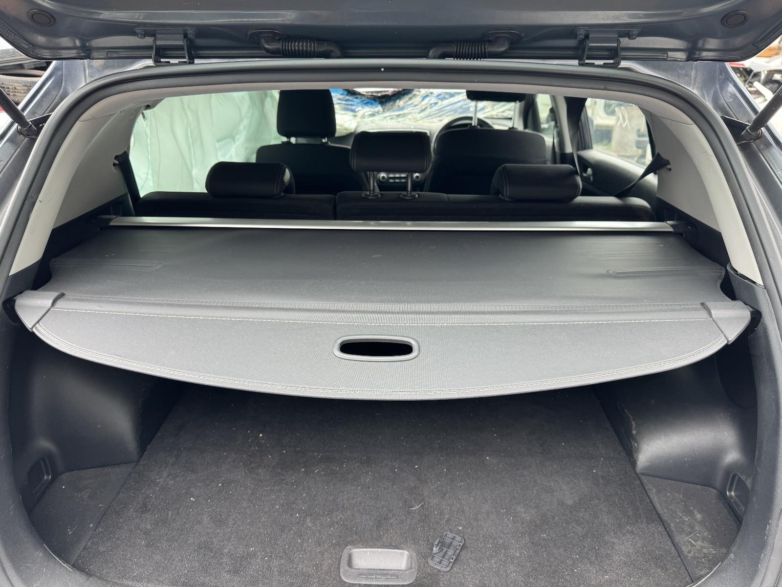 View KIA SPORTAGE 2017 5 Door Station Wagon Breaking