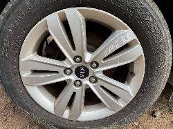 View KIA SPORTAGE 2017 5 Door Station Wagon Breaking