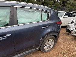 View KIA SPORTAGE 2017 5 Door Station Wagon Breaking