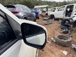 View SUZUKI VITARA 2014 4 Door Station Wagon Breaking