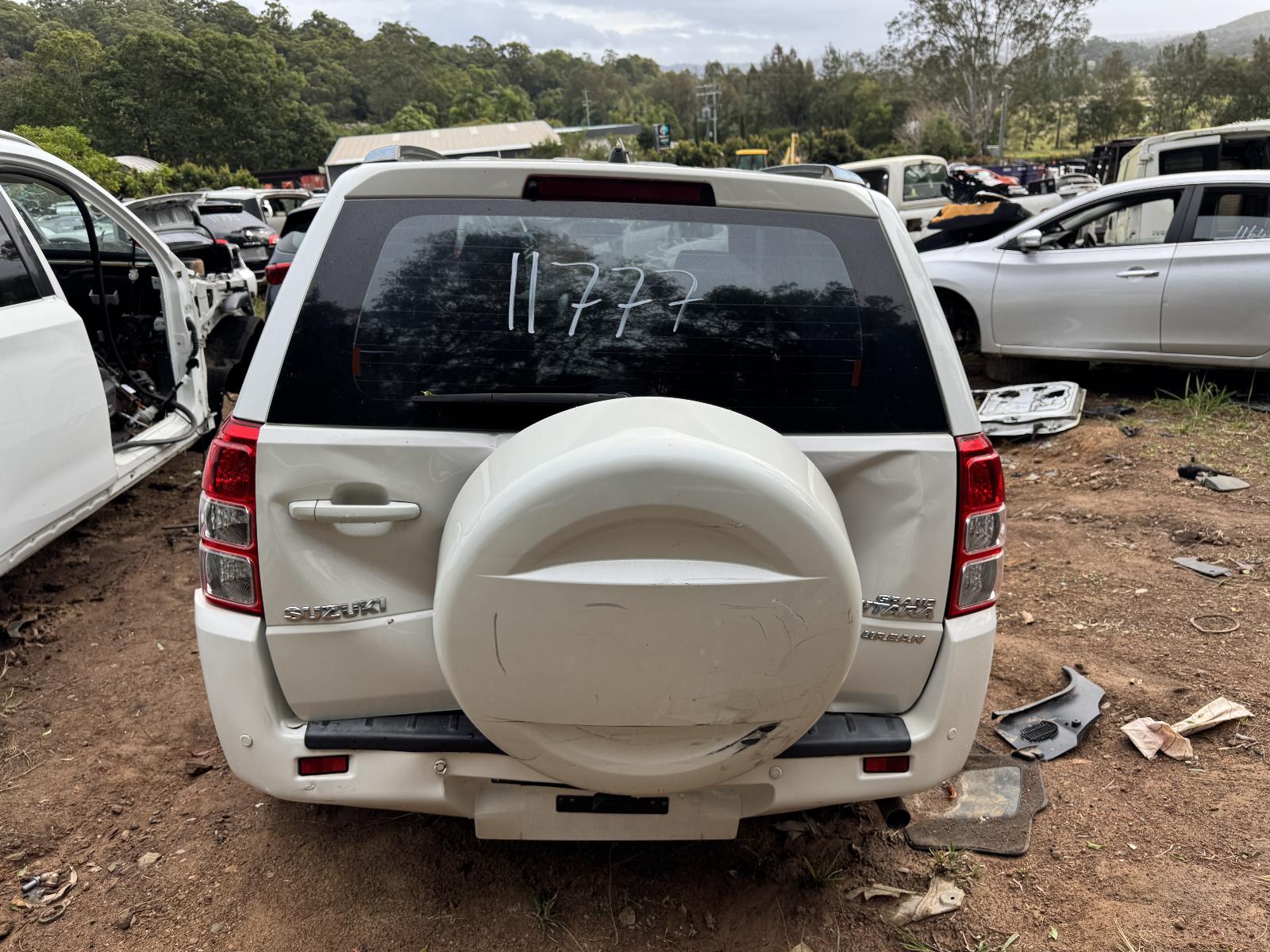 View SUZUKI VITARA 2014 4 Door Station Wagon Breaking