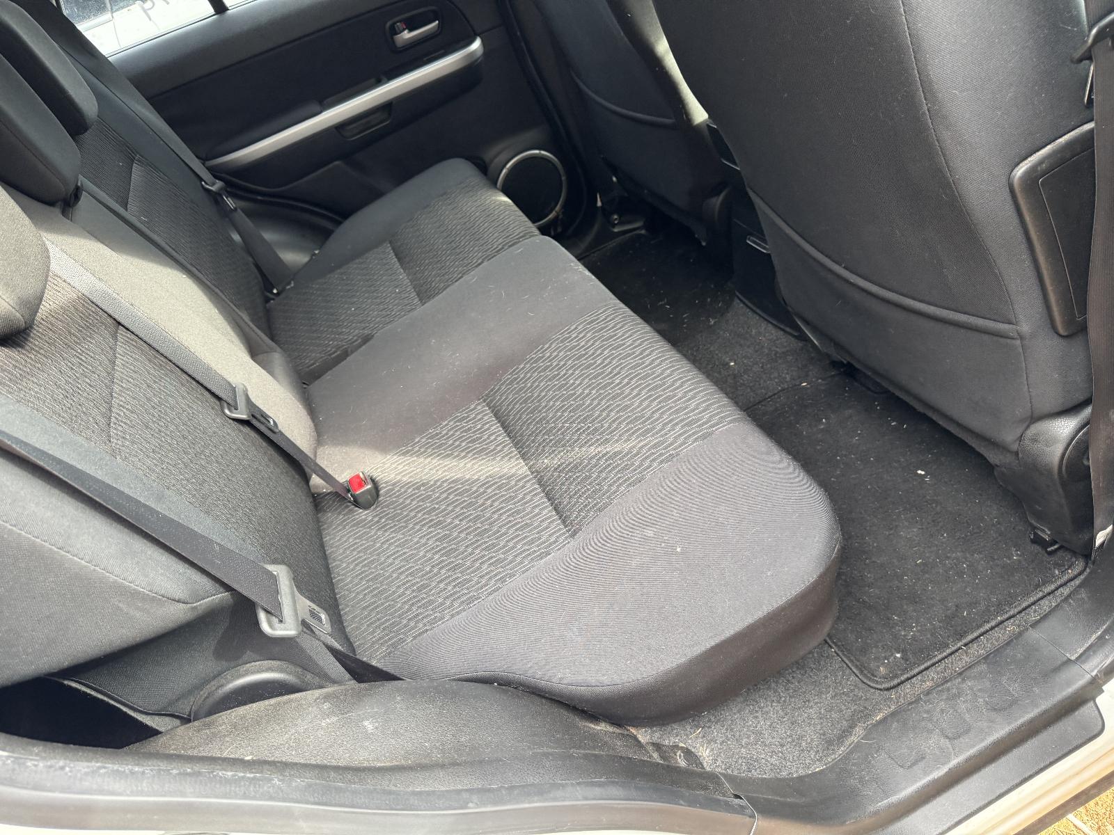 View SUZUKI VITARA 2014 4 Door Station Wagon Breaking