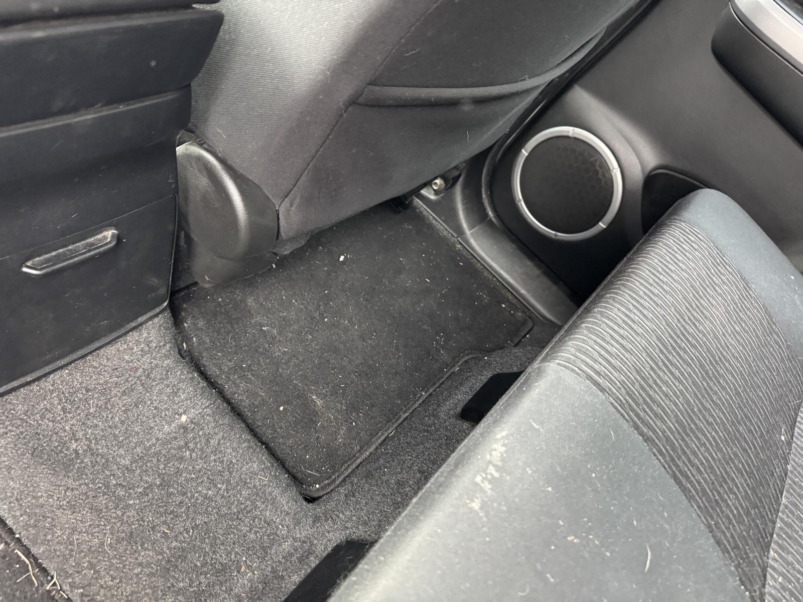 View SUZUKI VITARA 2014 4 Door Station Wagon Breaking