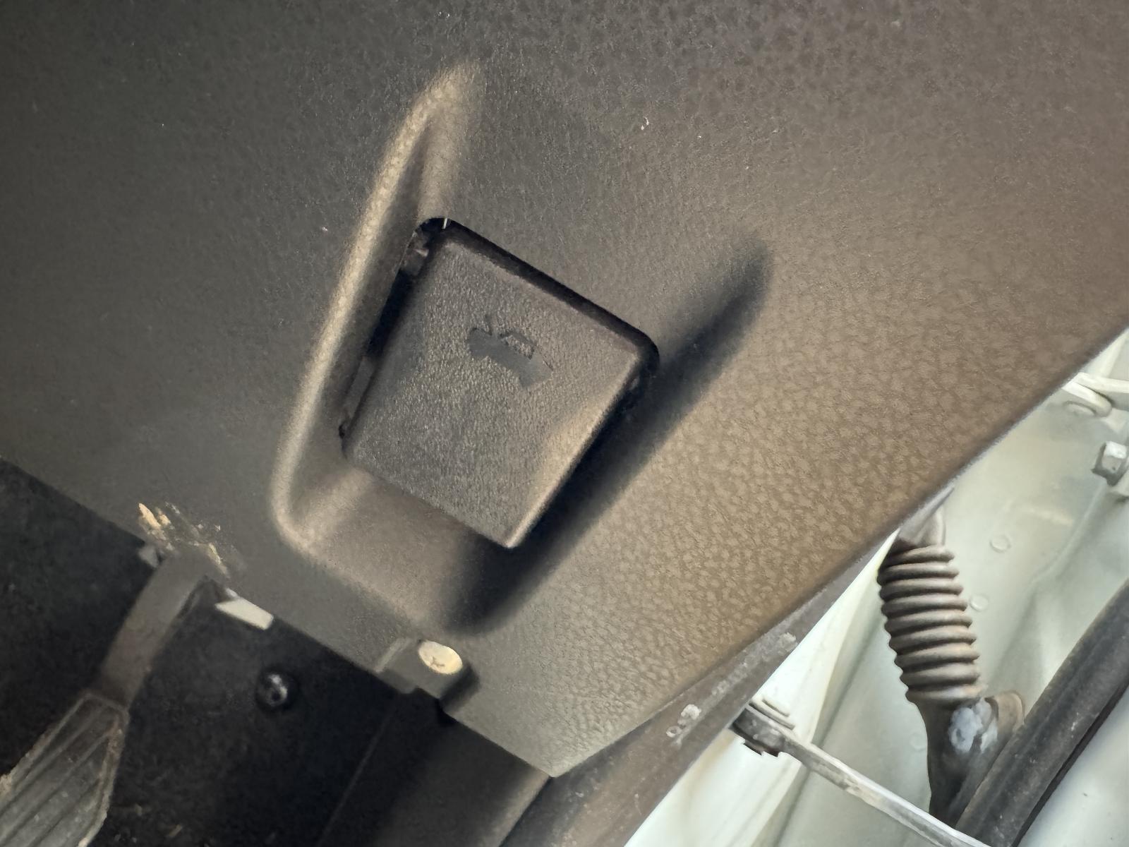 View SUZUKI VITARA 2014 4 Door Station Wagon Breaking