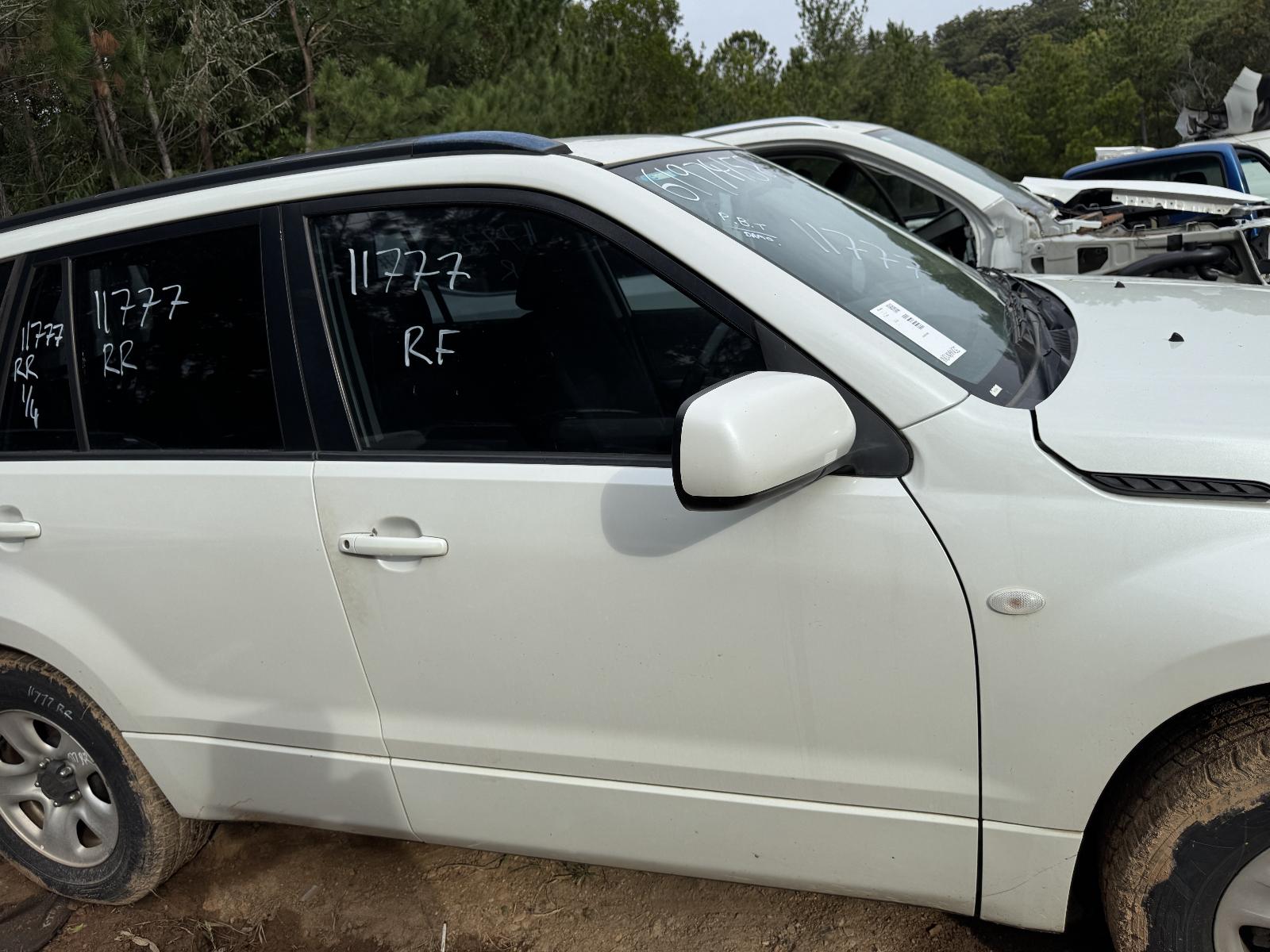 View SUZUKI VITARA 2014 4 Door Station Wagon Breaking