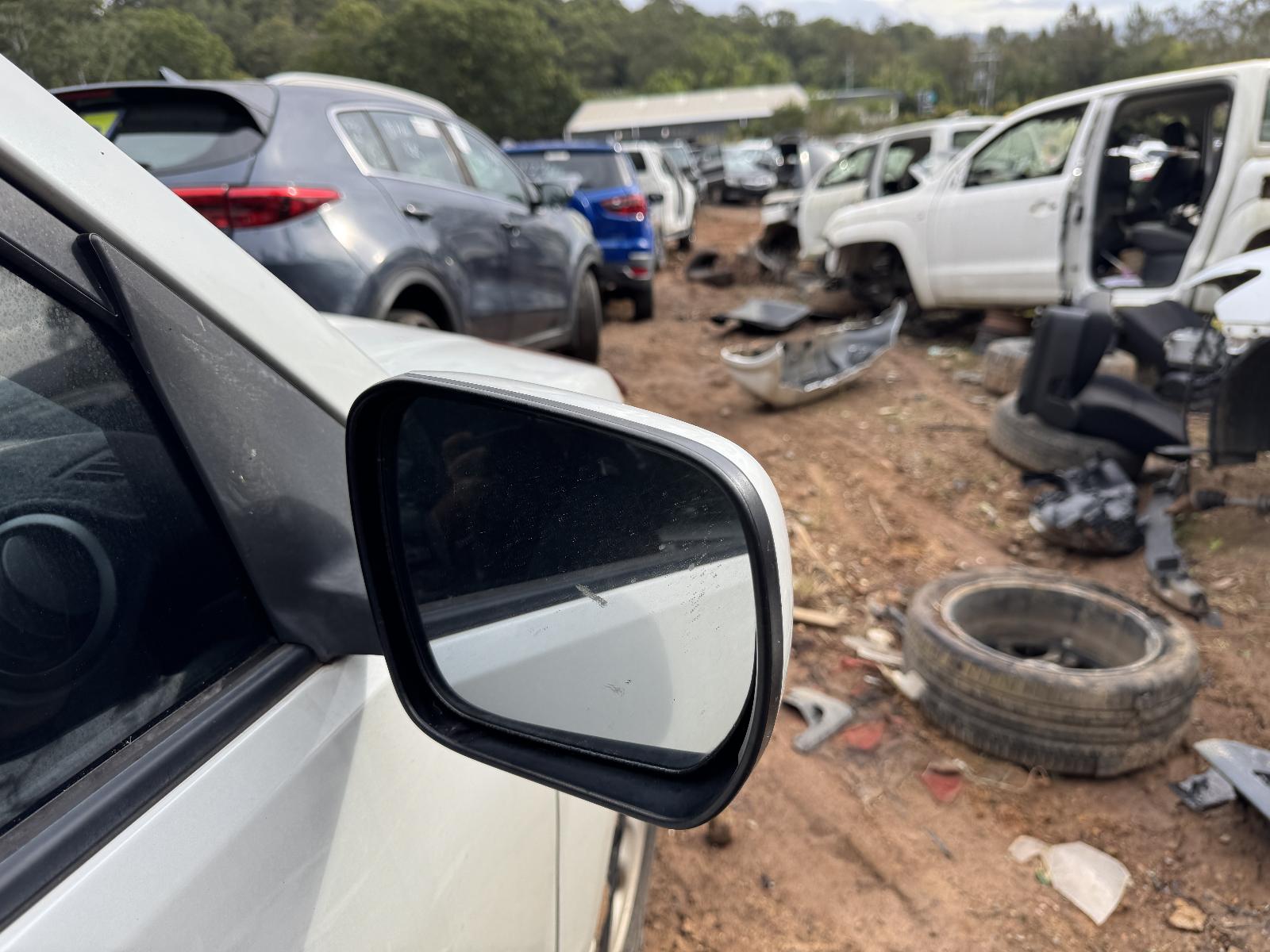 View SUZUKI VITARA 2014 4 Door Station Wagon Breaking