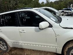 View SUZUKI VITARA 2014 4 Door Station Wagon Breaking