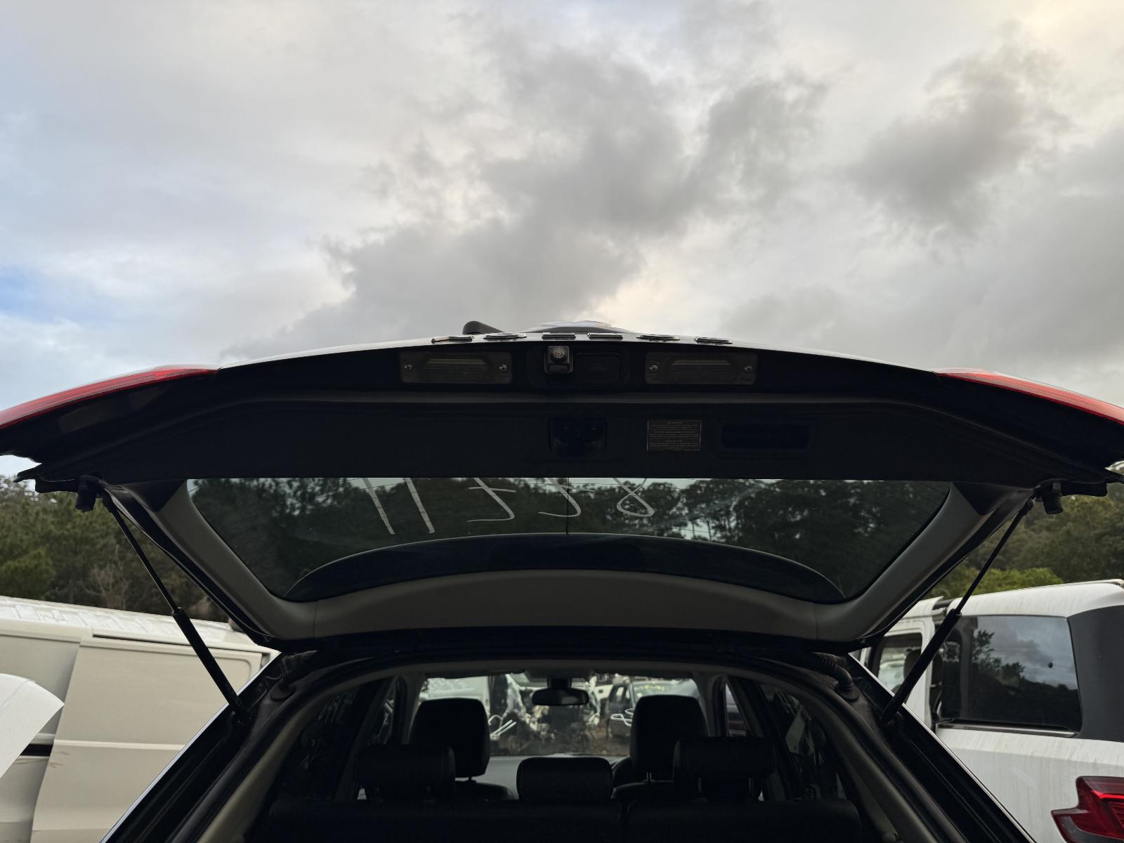 View RENAULT KALEOS 2014 4 Door Station Wagon Breaking