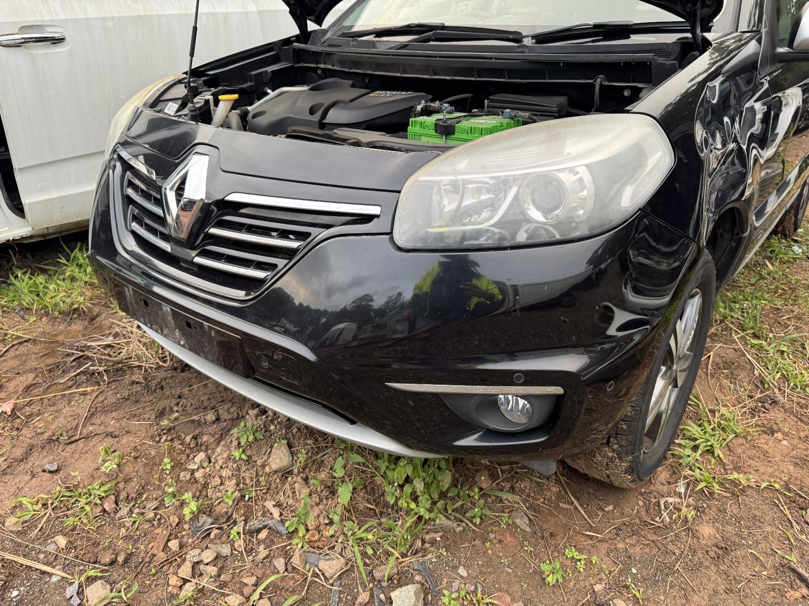 View RENAULT KALEOS 2014 4 Door Station Wagon Breaking