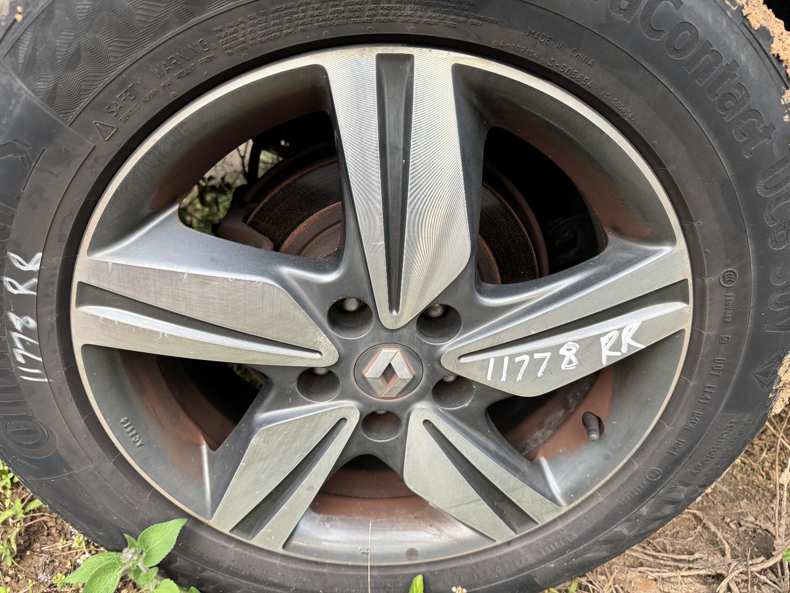 View RENAULT KALEOS 2014 4 Door Station Wagon Breaking