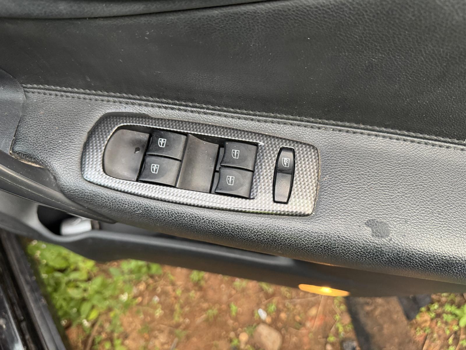 View RENAULT KALEOS 2014 4 Door Station Wagon Breaking