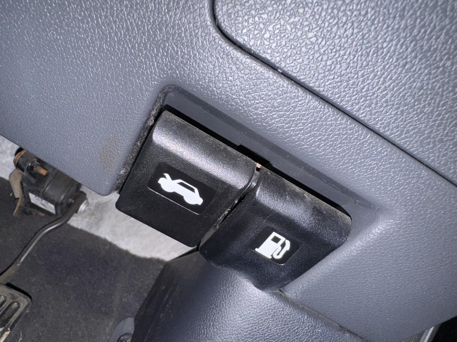 View RENAULT KALEOS 2014 4 Door Station Wagon Breaking