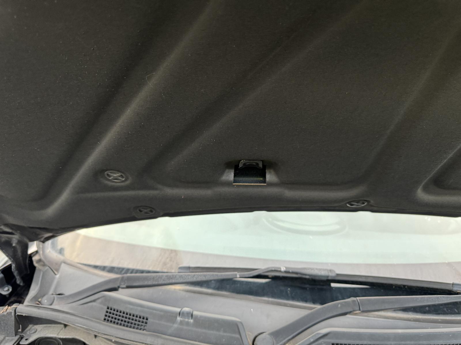 View RENAULT KALEOS 2014 4 Door Station Wagon Breaking