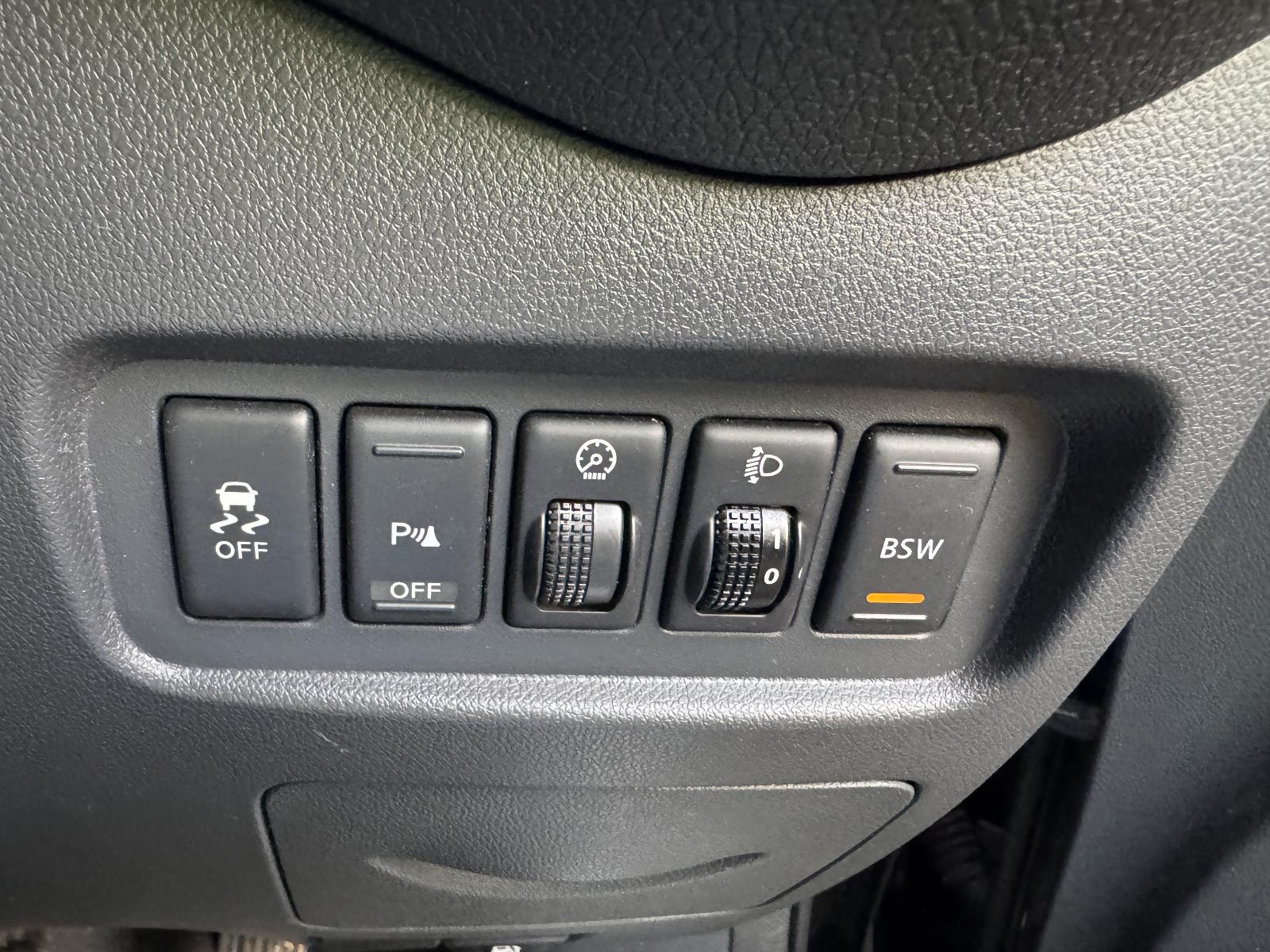 View RENAULT KALEOS 2014 4 Door Station Wagon Breaking