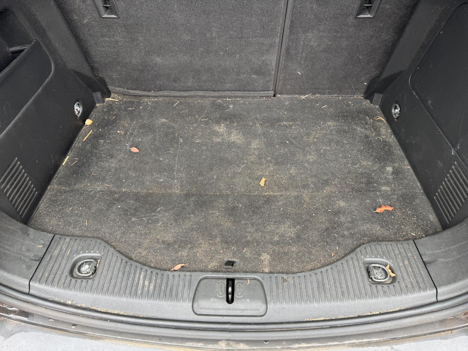 View HOLDEN TRAX 2014 4 Door Station Wagon Breaking