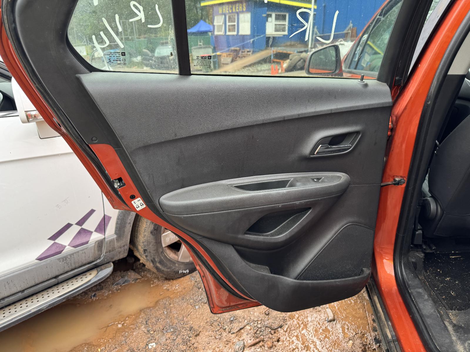 View HOLDEN TRAX 2014 4 Door Station Wagon Breaking