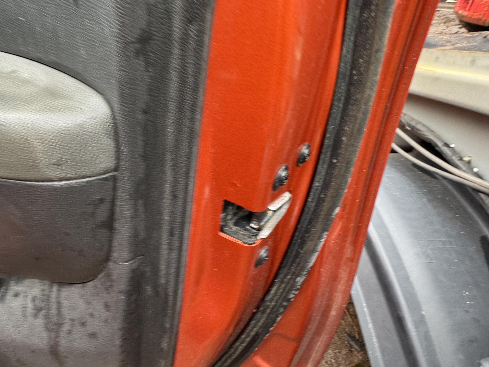 View HOLDEN TRAX 2014 4 Door Station Wagon Breaking